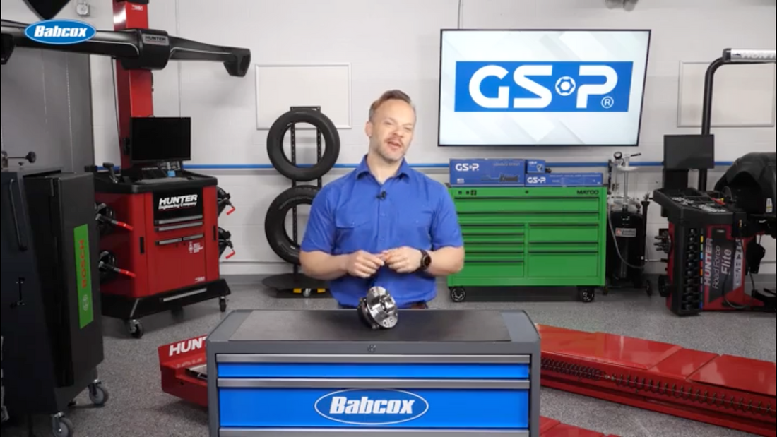 Video: Fix Wheel Hubs Correctly And Save Hearing