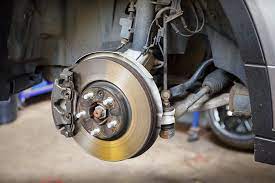 5 Signs Of A Bad Strut Assembly